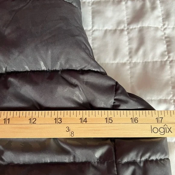 OLD NAVY PUFFY LEOPARD PRINT VEST - Picture 7 of 8